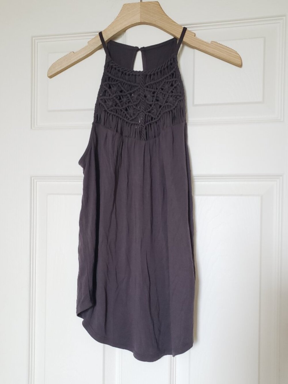 American Eagle Women's Gray Crochet Soft & Sexy Halter Top – Size Medium - NWT